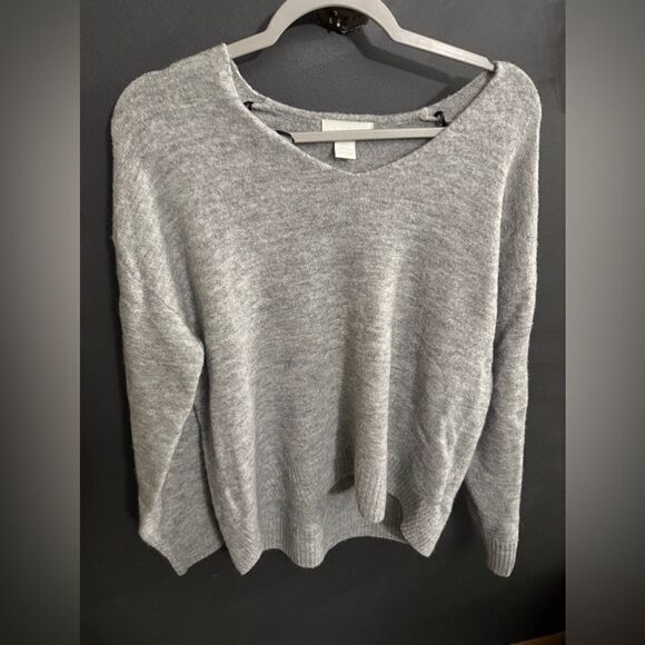 H&M Vneck Wide Collar Sweater Size Small Grey - Picture 1 of 6